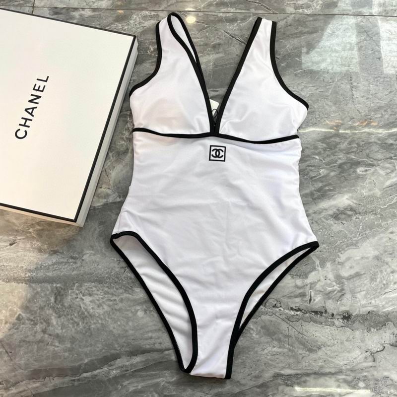 Chanel S-XL 68